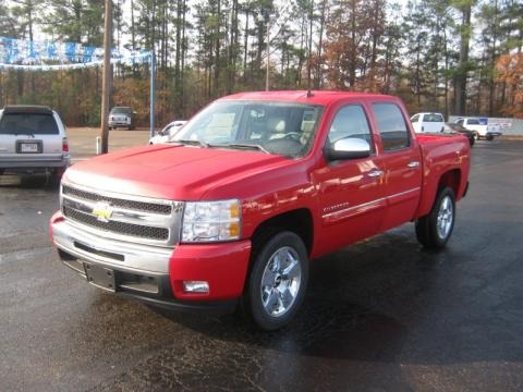 2011 Chevrolet Silverado 1500 LT Crew Cab Data, Info and Specs