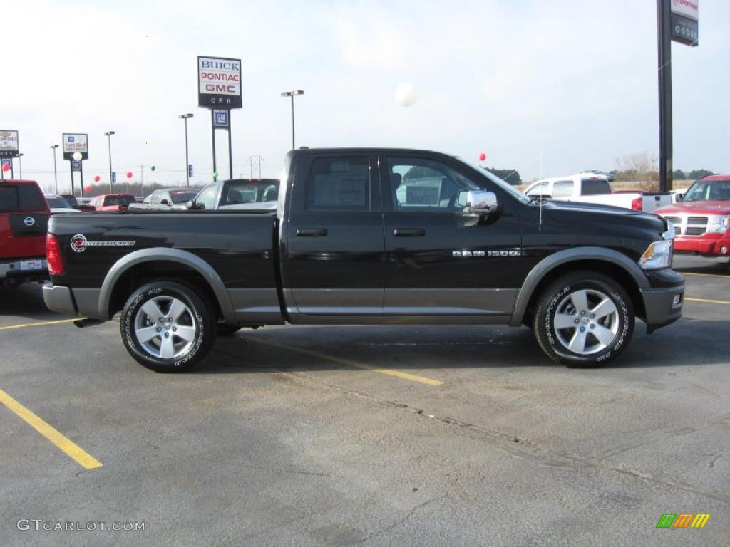 2011 Ram 1500 SLT Quad Cab - Brilliant Black Crystal Pearl / Dark Slate Gray/Medium Graystone photo #4