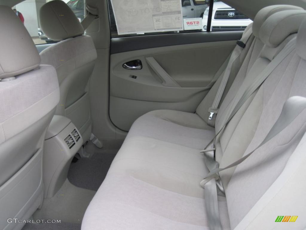 Bisque Interior 2011 Toyota Camry Hybrid Photo #41839581