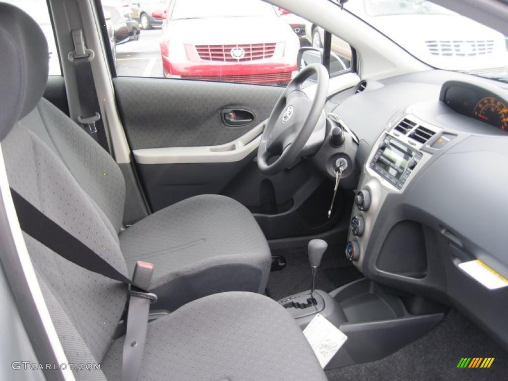Dark Charcoal Interior 2011 Toyota Yaris 5 Door Liftback Photo #41839921