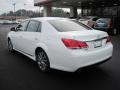 Blizzard White Pearl - Avalon Limited Photo No. 3
