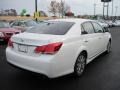 Blizzard White Pearl - Avalon Limited Photo No. 5
