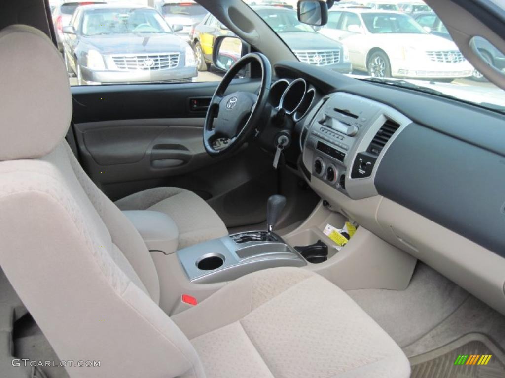Taupe Interior 2005 Toyota Tacoma Access Cab Photo #41840521