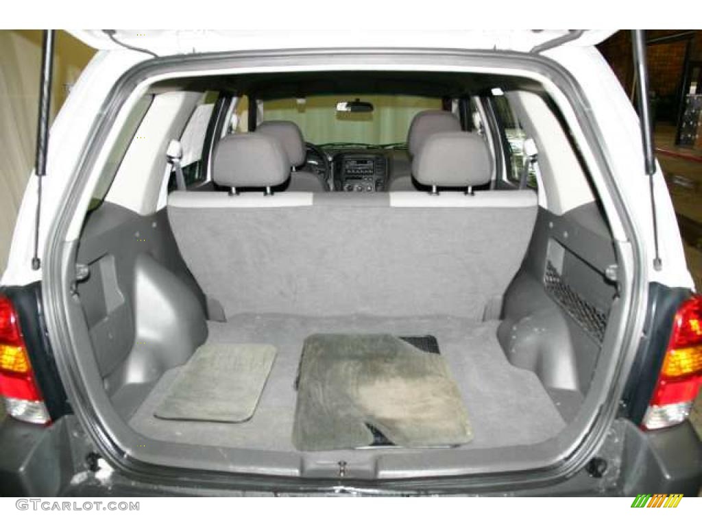 2004 Escape XLS V6 - Satin Silver Metallic / Medium/Dark Flint photo #14