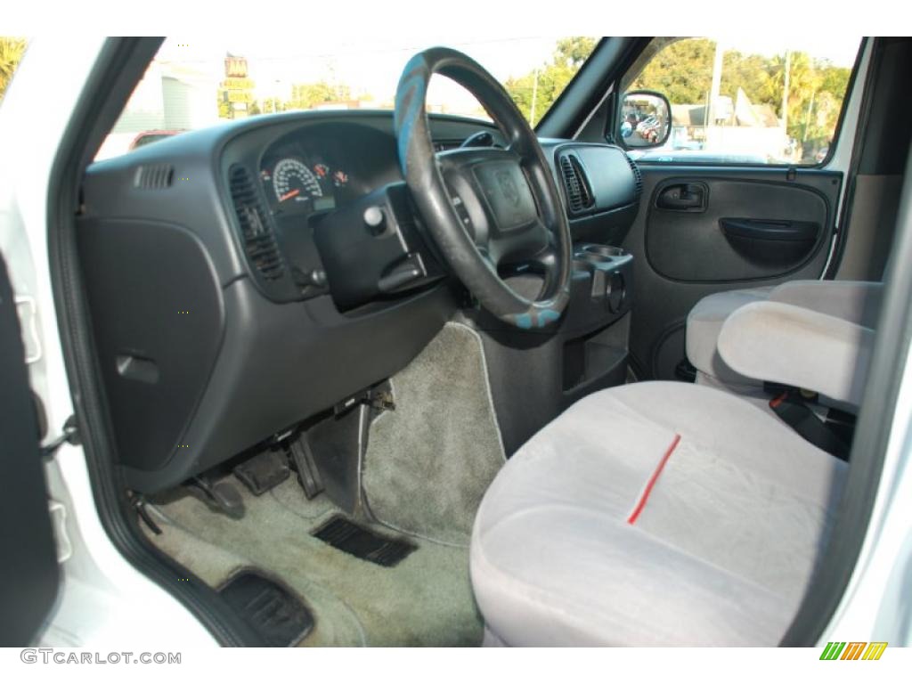 2003 Ram Van 1500 Passenger Conversion - Bright White / Sandstone photo #16