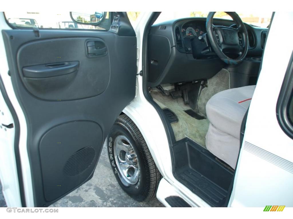 2003 Ram Van 1500 Passenger Conversion - Bright White / Sandstone photo #21