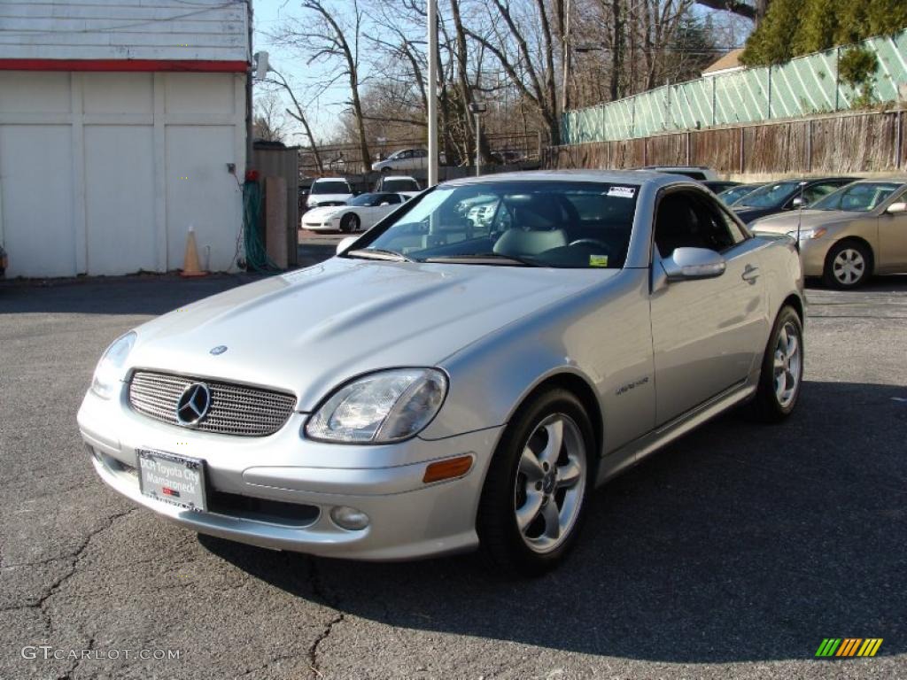 2003 SLK 230 Kompressor Roadster - designo Silver Metallic / Charcoal photo #3