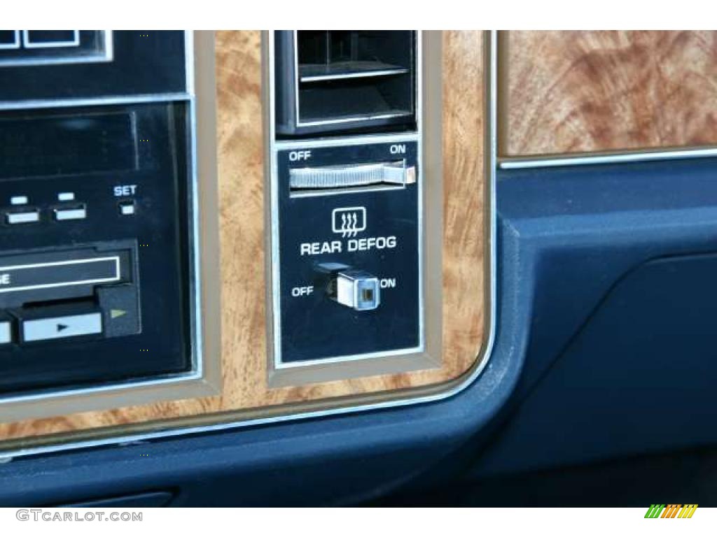 1988 Buick Electra Estate Wagon Controls Photos