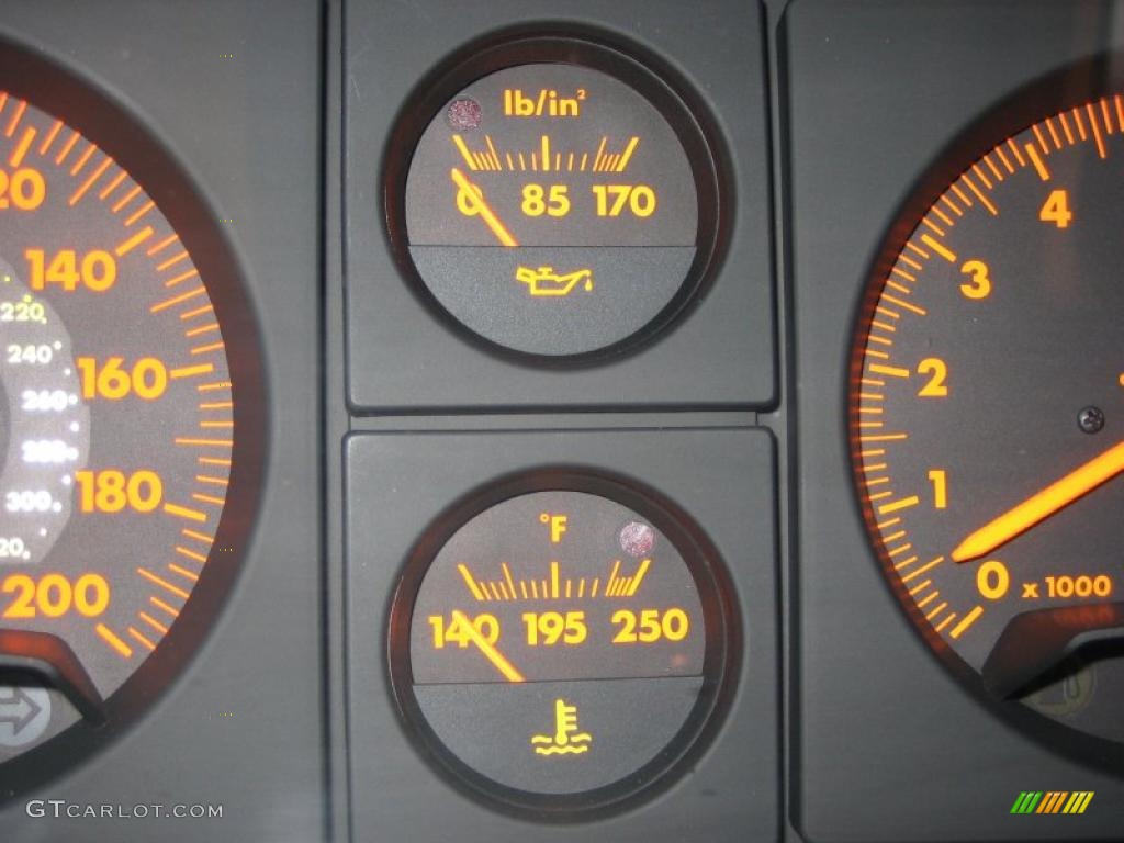 1992 Ferrari 512 TR Standard 512 TR Model Gauges Photo #41852478