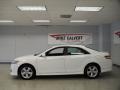 Super White - Camry SE Photo No. 4