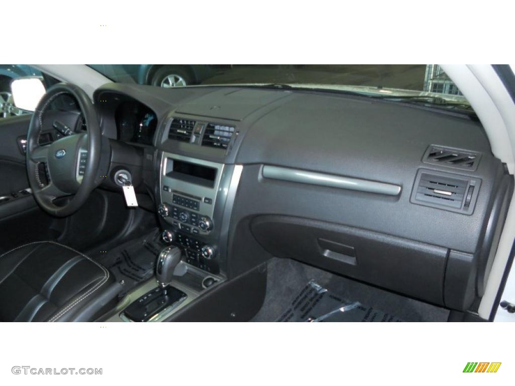 2010 Fusion SEL V6 - White Suede / Charcoal Black photo #12
