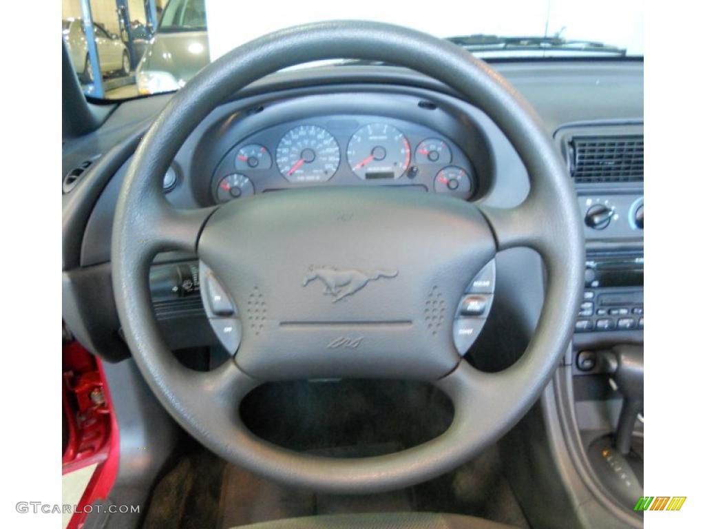 2001 Mustang V6 Convertible - Laser Red Metallic / Dark Charcoal photo #9