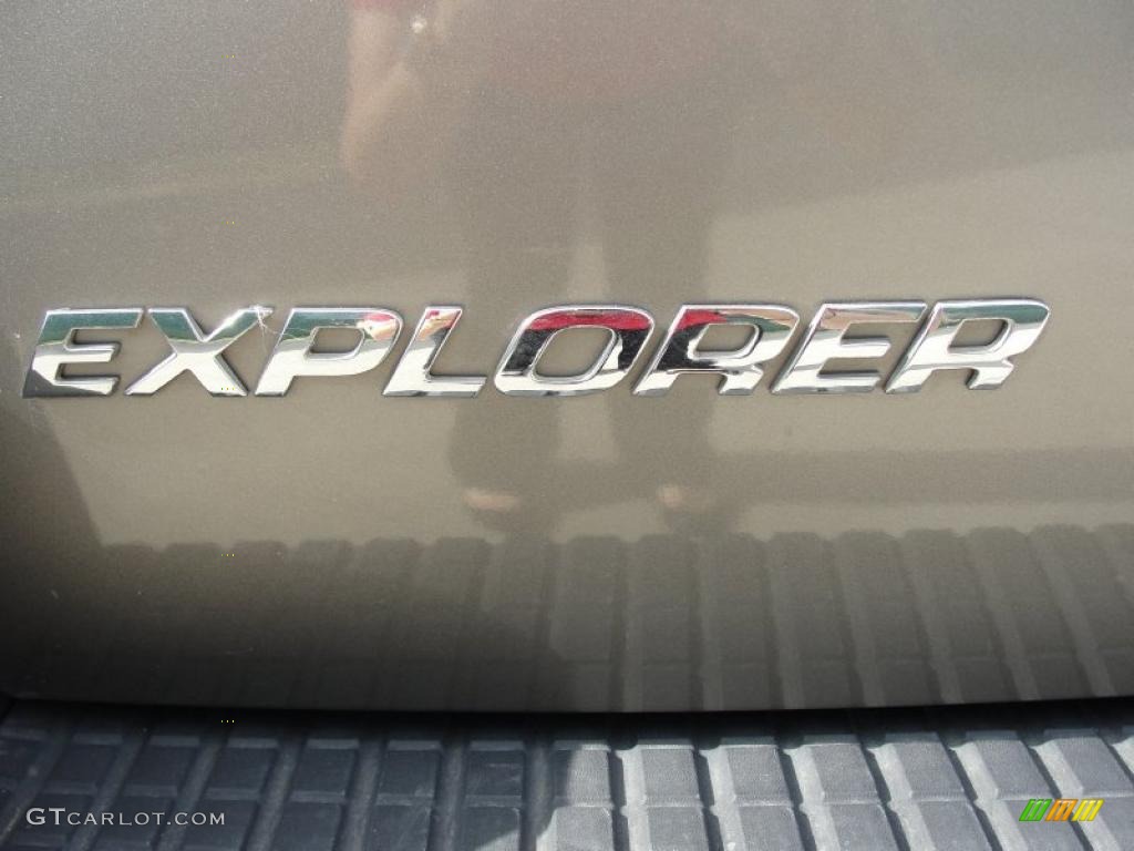 2003 Ford Explorer XLS Marks and Logos Photo #41859026