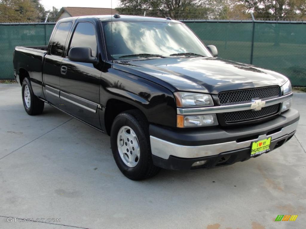 2004 Silverado 1500 LS Extended Cab - Black / Dark Charcoal photo #1