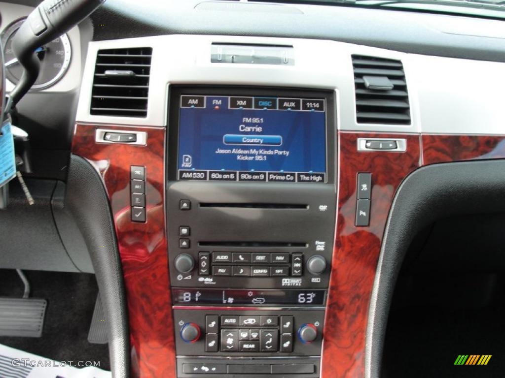 2009 Cadillac Escalade Standard Escalade Model Controls Photo #41862610