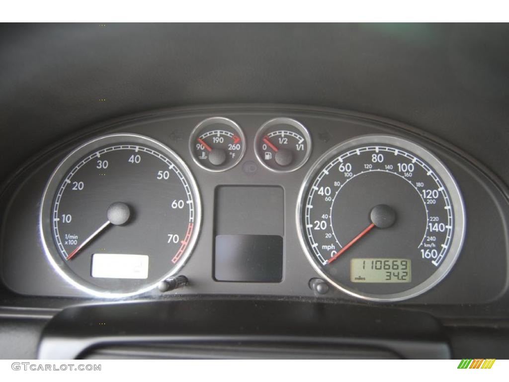 2002 Volkswagen Passat GLX 4Motion Wagon Gauges Photos