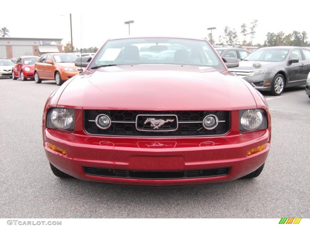 2007 Mustang V6 Premium Coupe - Torch Red / Light Graphite photo #4