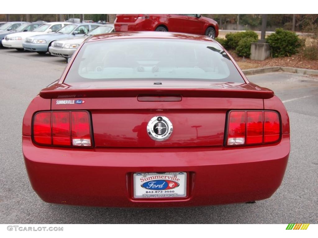 2007 Mustang V6 Premium Coupe - Torch Red / Light Graphite photo #7