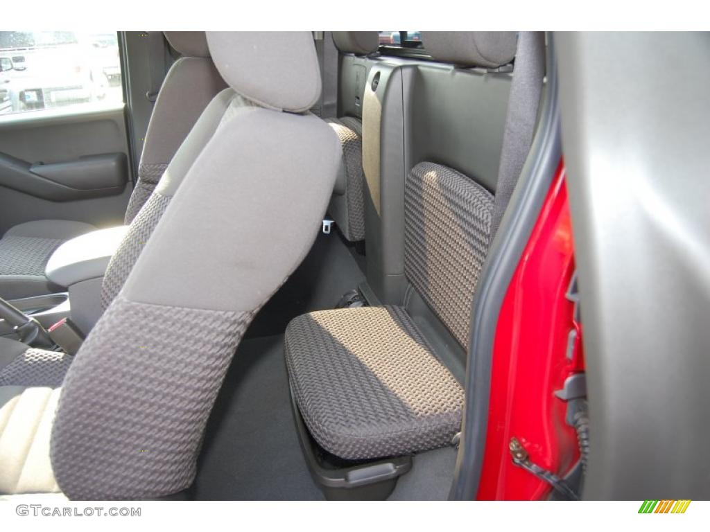 Charcoal Interior 2007 Nissan Frontier SE King Cab Photo #41869061
