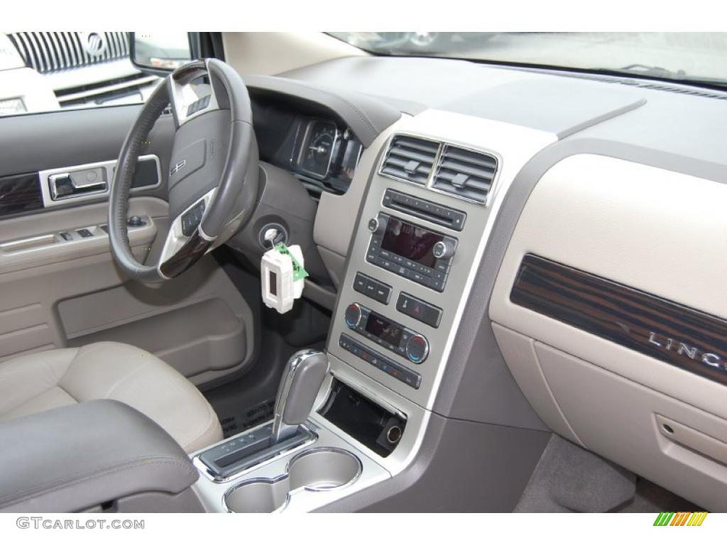 2009 Lincoln MKX Standard MKX Model Medium Light Stone Dashboard Photo #41869425