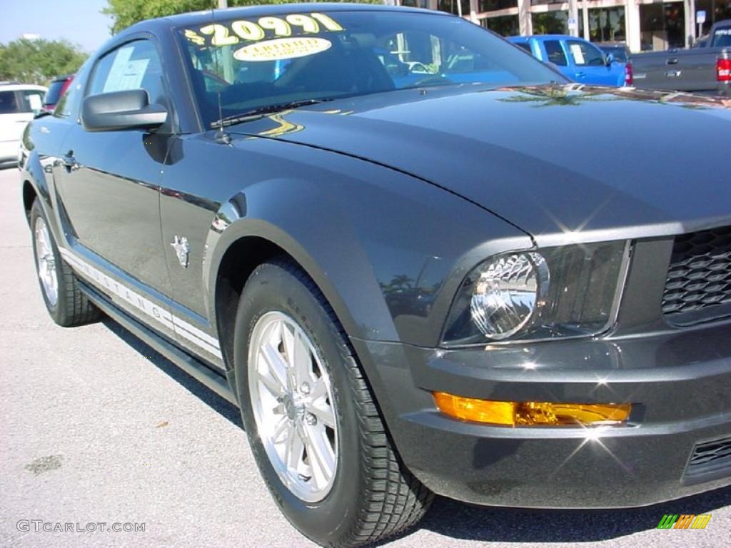 2009 Mustang V6 Premium Coupe - Alloy Metallic / Dark Charcoal photo #2