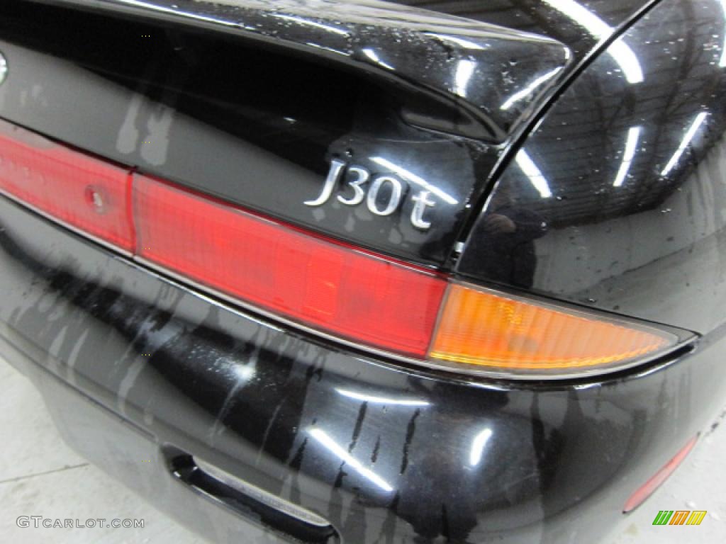 1996 J 30 - Black / Beige photo #11