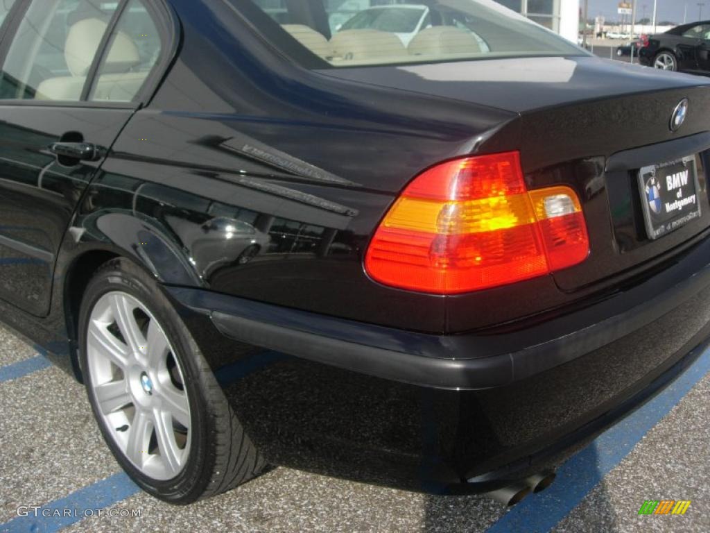 2003 3 Series 325i Sedan - Jet Black / Sand photo #9