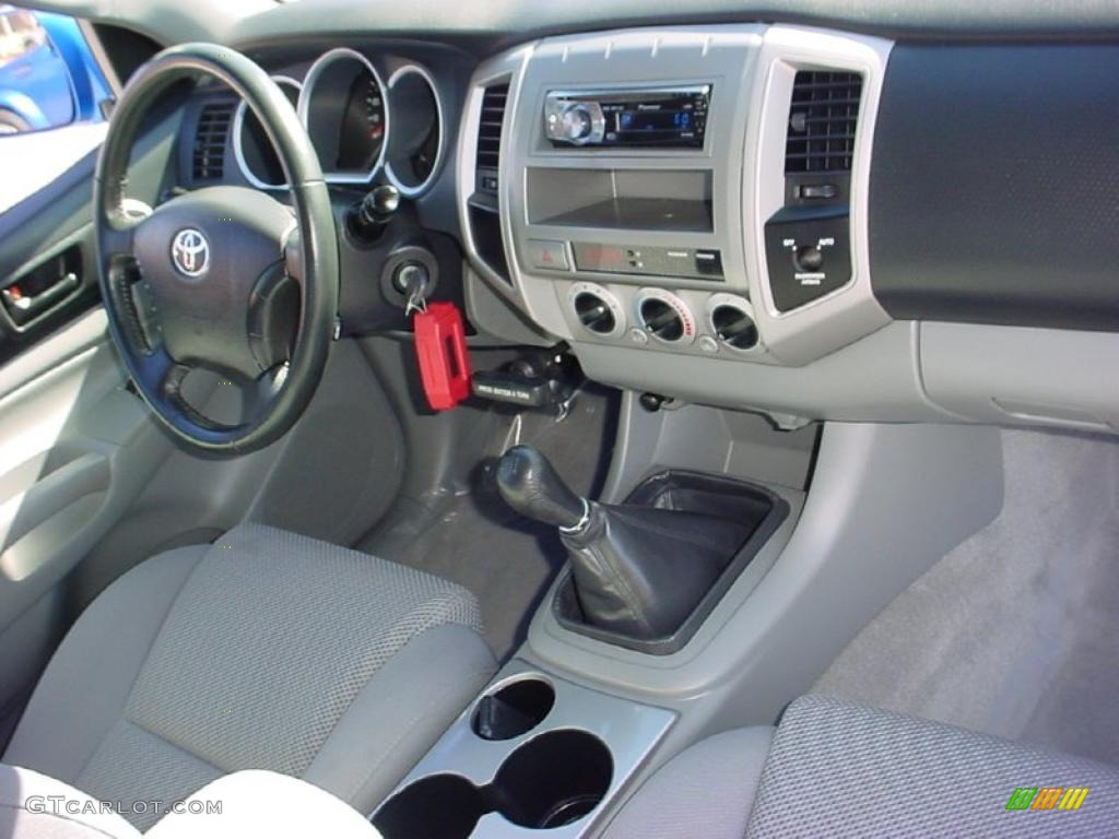 2007 Toyota Tacoma X-Runner Dashboard Photos