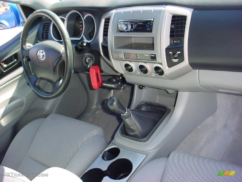 2007 Toyota Tacoma X Runner Dashboard Photos