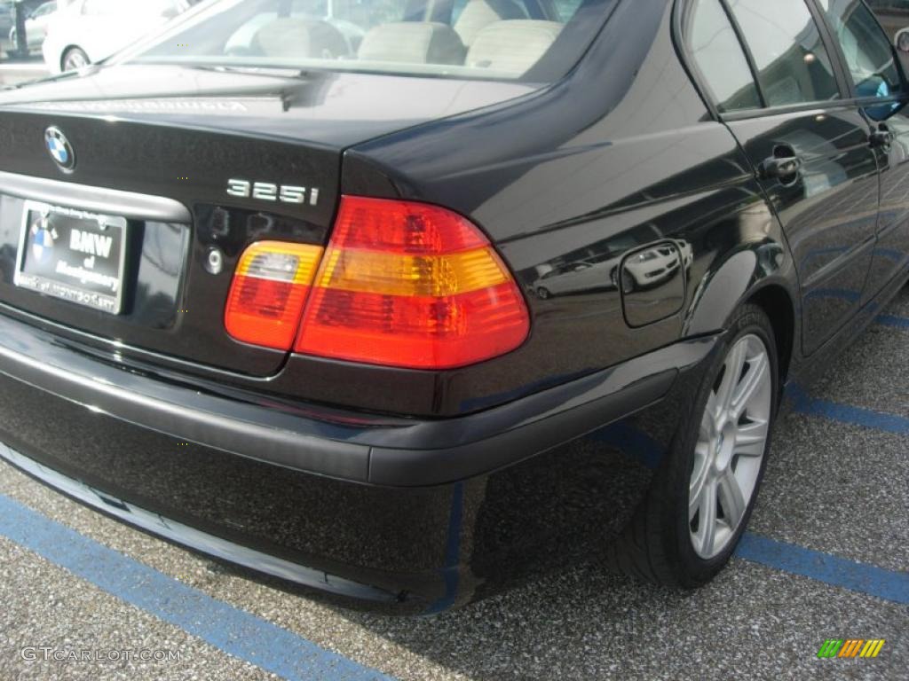 2003 3 Series 325i Sedan - Jet Black / Sand photo #10