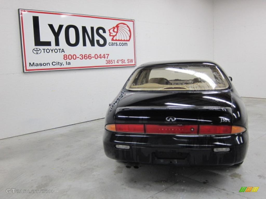 1996 J 30 - Black / Beige photo #17