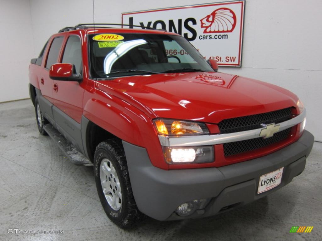 2002 Avalanche Z71 4x4 - Victory Red / Graphite photo #19