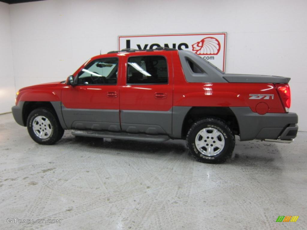 2002 Avalanche Z71 4x4 - Victory Red / Graphite photo #28