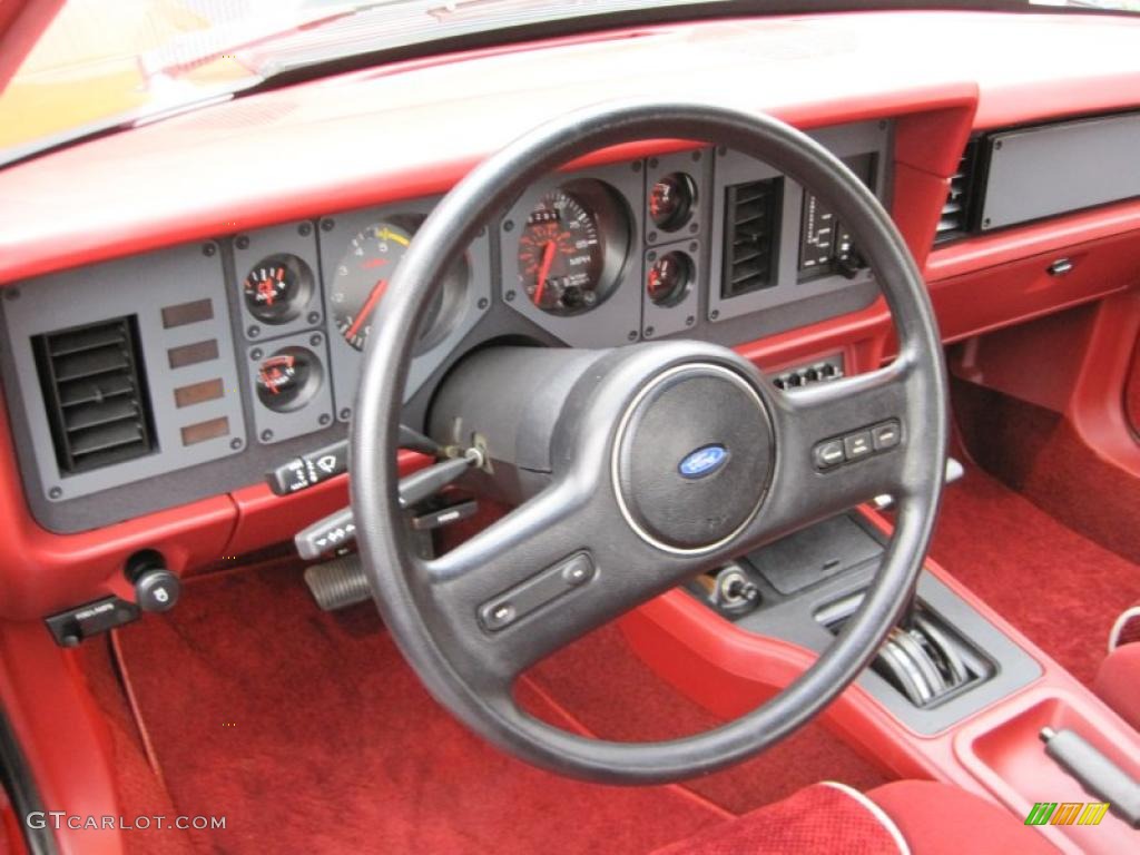 Red Interior 1986 Ford Mustang GT Convertible Photo #41872425