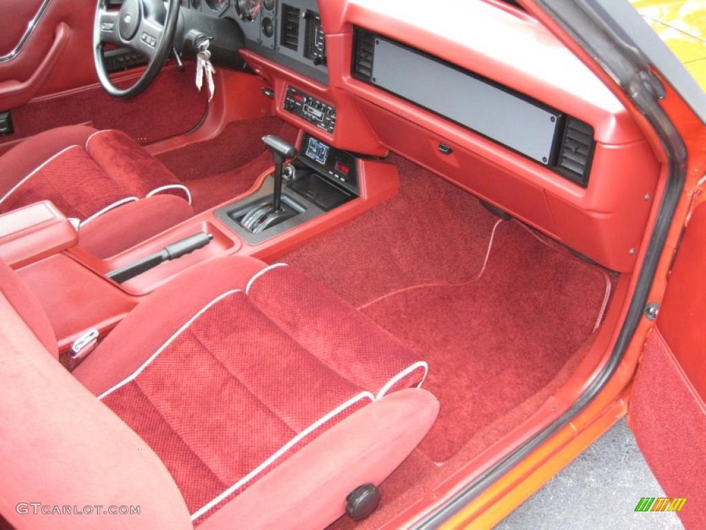 1986 Ford Mustang GT Convertible Red Dashboard Photo #41873334