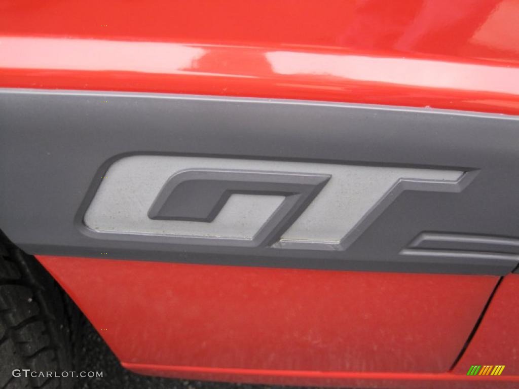 1986 Ford Mustang GT Convertible Marks and Logos Photo #41873443