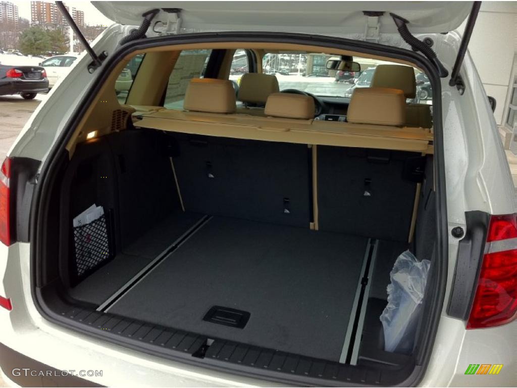2011 BMW X3 xDrive 28i Trunk Photo #41874450