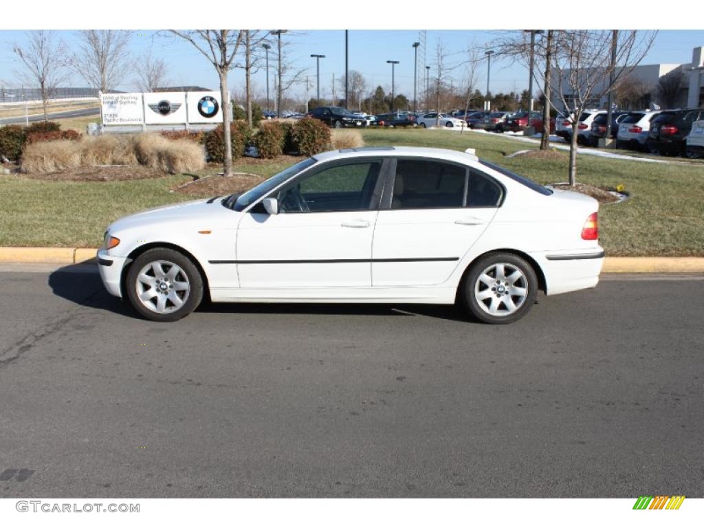2004 3 Series 325i Sedan - Alpine White / Sand photo #3