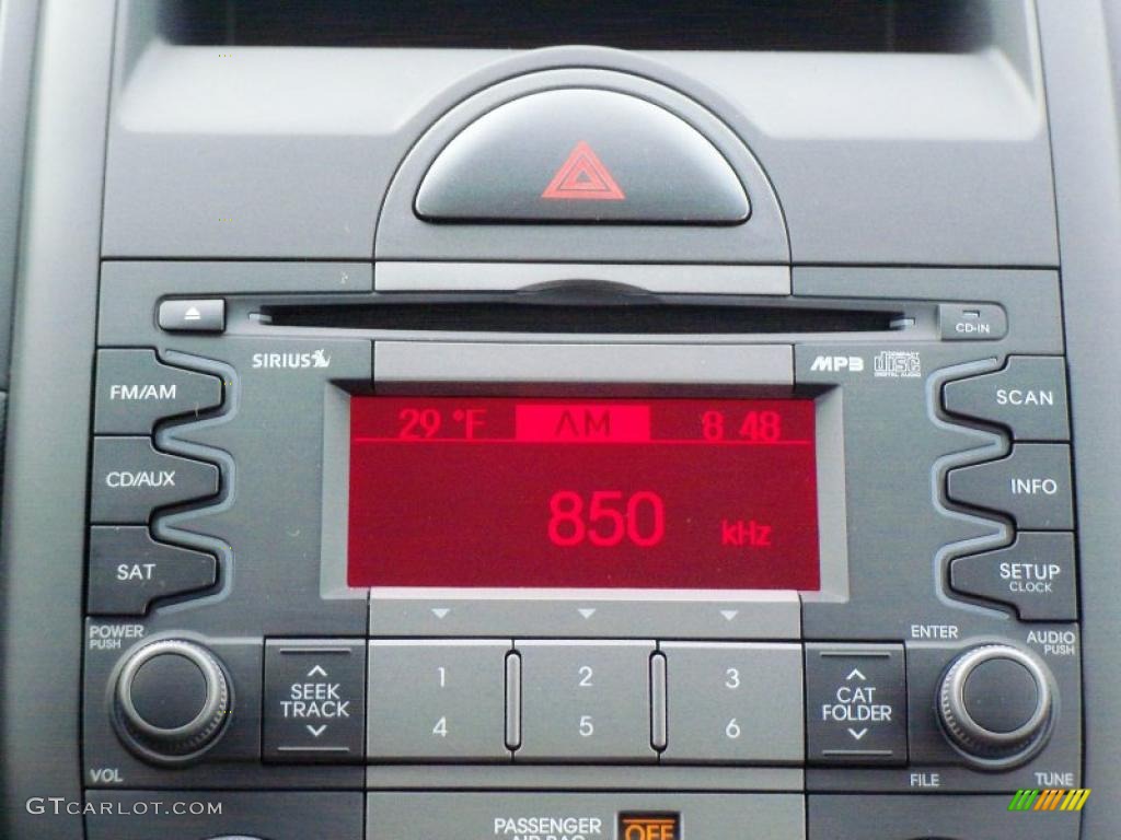 2011 Kia Soul 1.6 Controls Photo #41877402