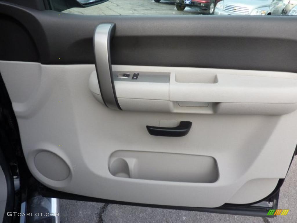2007 Chevrolet Silverado 1500 LT Extended Cab 4x4 Door Panel Photos