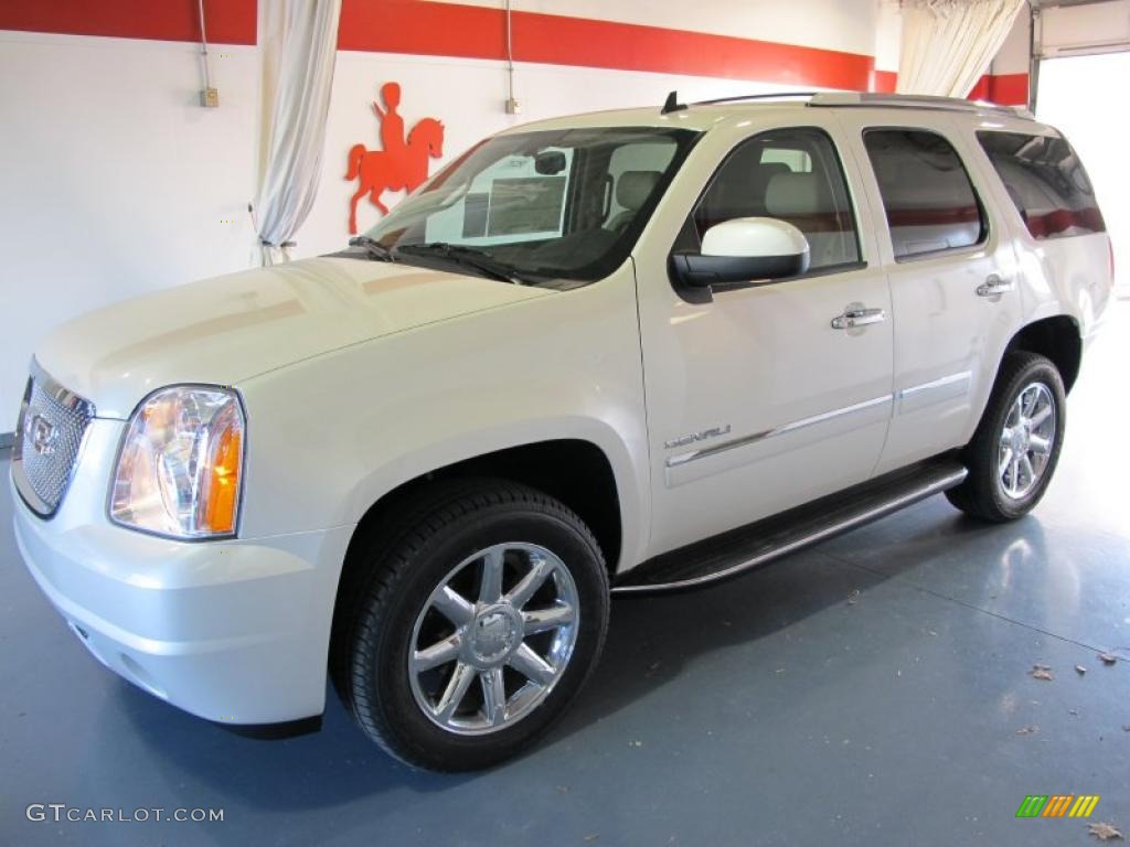 2011 Yukon Denali - White Diamond Tintcoat / Cocoa/Light Cashmere photo #1