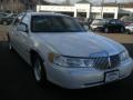 2001 Vibrant White Lincoln Town Car Executive  photo #3