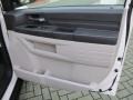 Stone White - Grand Caravan SE Photo No. 19