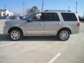 2007 Light French Silk Metallic Lincoln Navigator Ultimate  photo #3