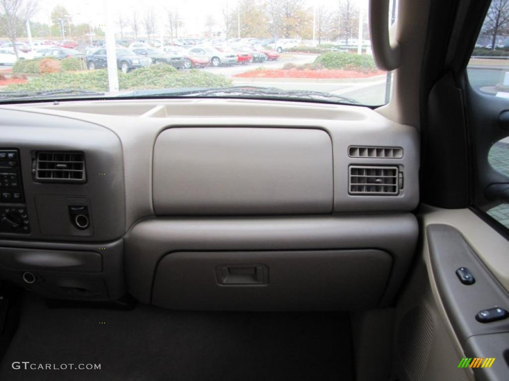 2003 F250 Super Duty Lariat Crew Cab 4x4 - Arizona Beige Metallic / Medium Parchment Beige photo #22