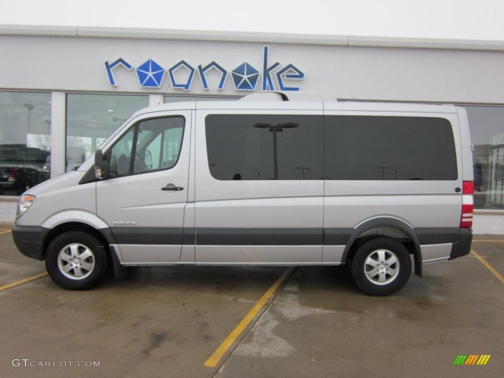 2007 Sprinter Van 2500 Passenger - Brilliant Silver Metallic / Gray photo #1