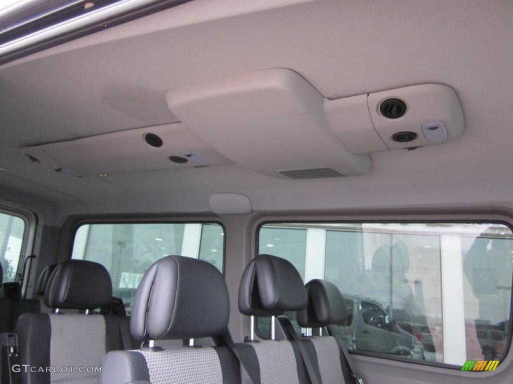 Gray Interior 2007 Dodge Sprinter Van 2500 Passenger Photo #41895212