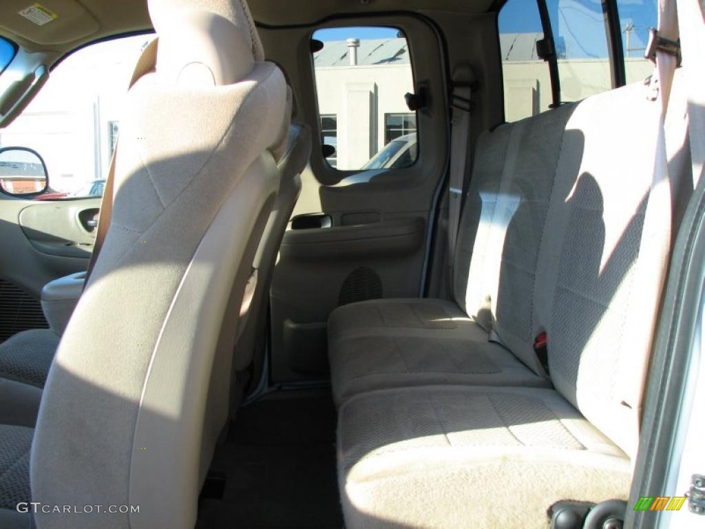 2002 F150 XLT SuperCab 4x4 - Oxford White / Medium Parchment photo #10