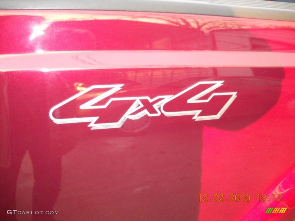 2006 F250 Super Duty XL Crew Cab 4x4 - Dark Toreador Red Metallic / Tan photo #11