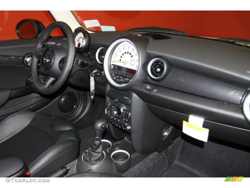 2011 Cooper S Clubman - Pepper White / Punch Carbon Black Leather photo #10